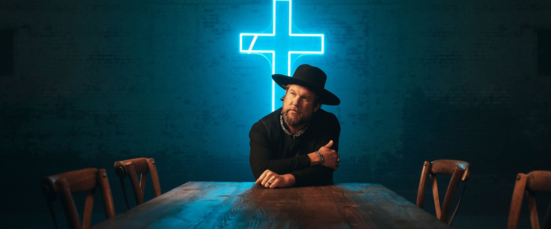 Future Fan Favorite – Zach Williams – “Jesus Loves”